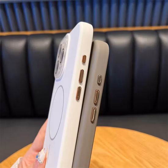 Nueva caja del silicón del teléfono móvil 2023 con el protector de cristal de la cámara para iPhone11/11 PRO/12/13/14/14 FAVORABLE